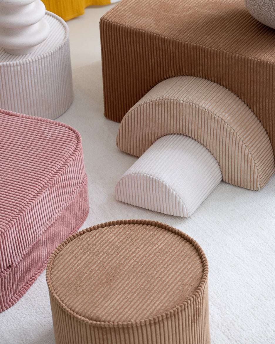 Toffee Pouffe