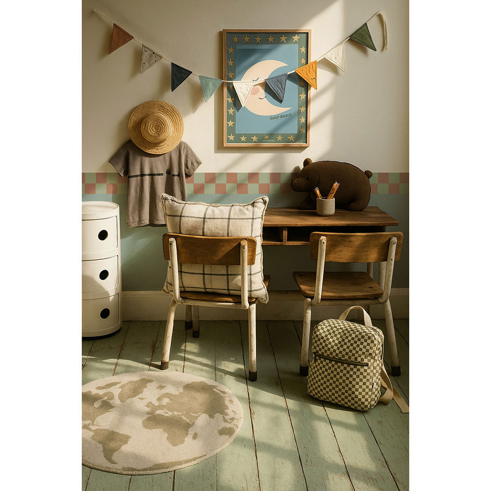 Schmale Bordüre in Braun- und Grüntönen